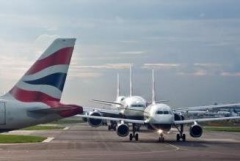 Delaying a decision on a new London runway carries a high risk, Airports Commission chief warns politicians | Airport Operators Association,Airports Commission,Robert Goodwill,Gordon Marsden,Willie Walsh,Howard Davies,Darren Caplan