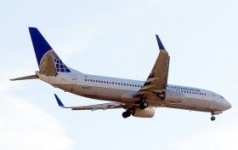 Continental Airlines announces first-ever US biofuel flight will take place in early January | Continental Airlines, biofuels, algae, jatropha, Boeing, CFM International, UOP, Terasol, Sapphire Energy, Air New Zealand, Larry Kellner, Sanjay Pingle