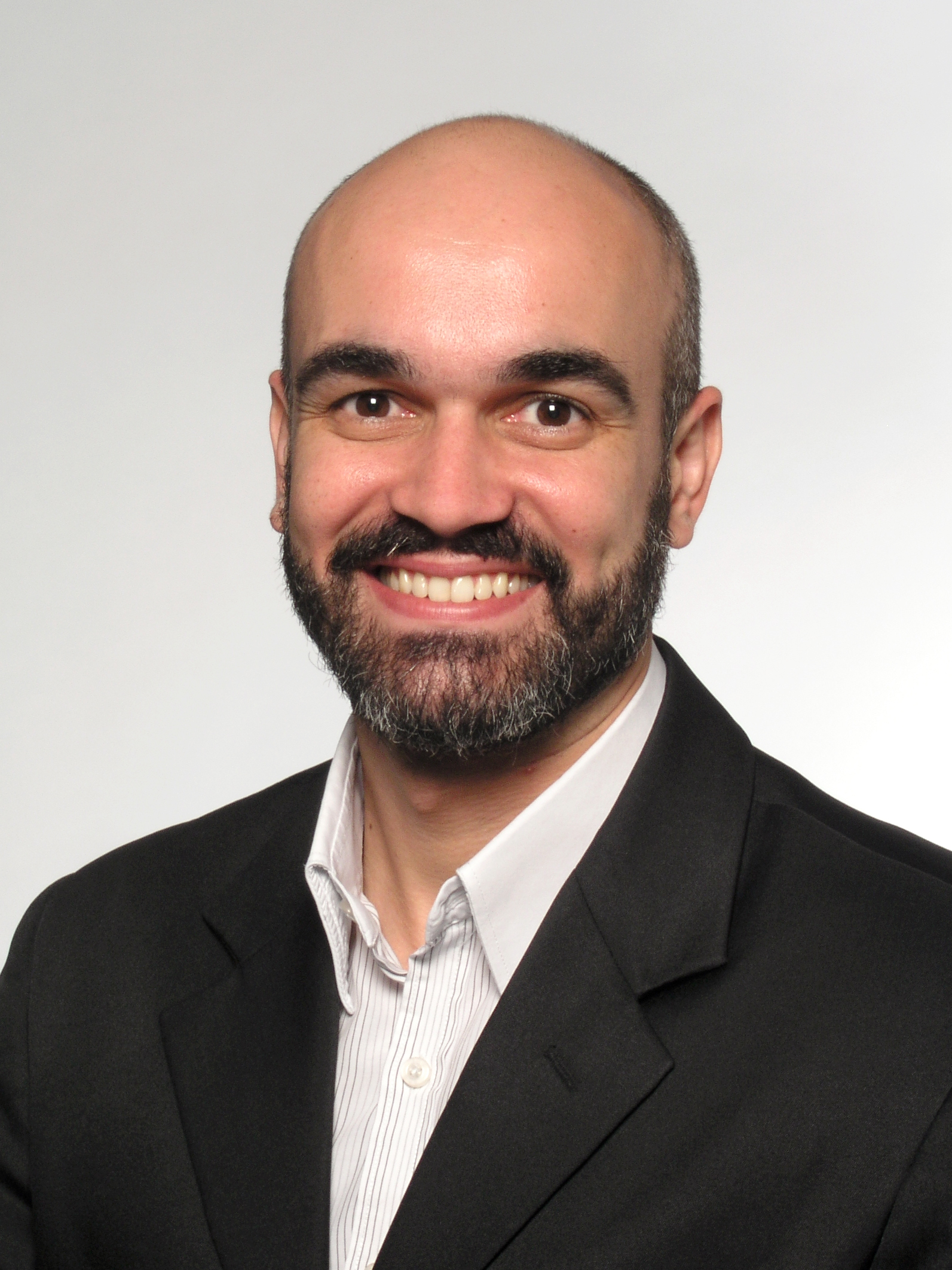 Dr.-Ing. Rodrigo Pastel