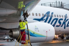 Alaska Airlines makes first commercial flight using renewable jet fuel sourced from forestry waste | NARA,Gevo,Alaska Airlines
